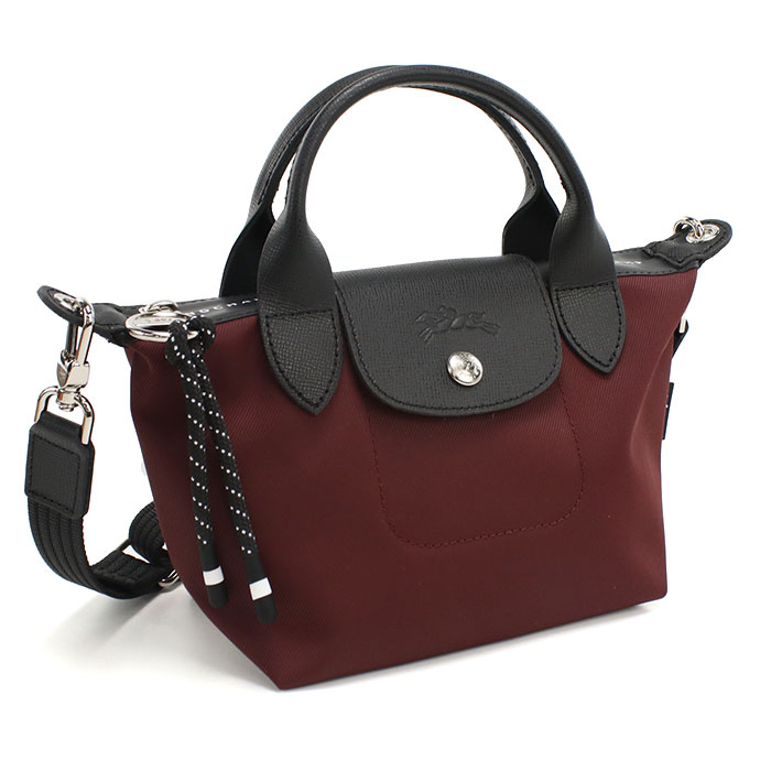 🇫🇷 **Longchamp（ロンシャン）**で叶える 毎日を彩るフレンチ・シック！オンラインで見つける「ル プリアージュ」コレクション！✨