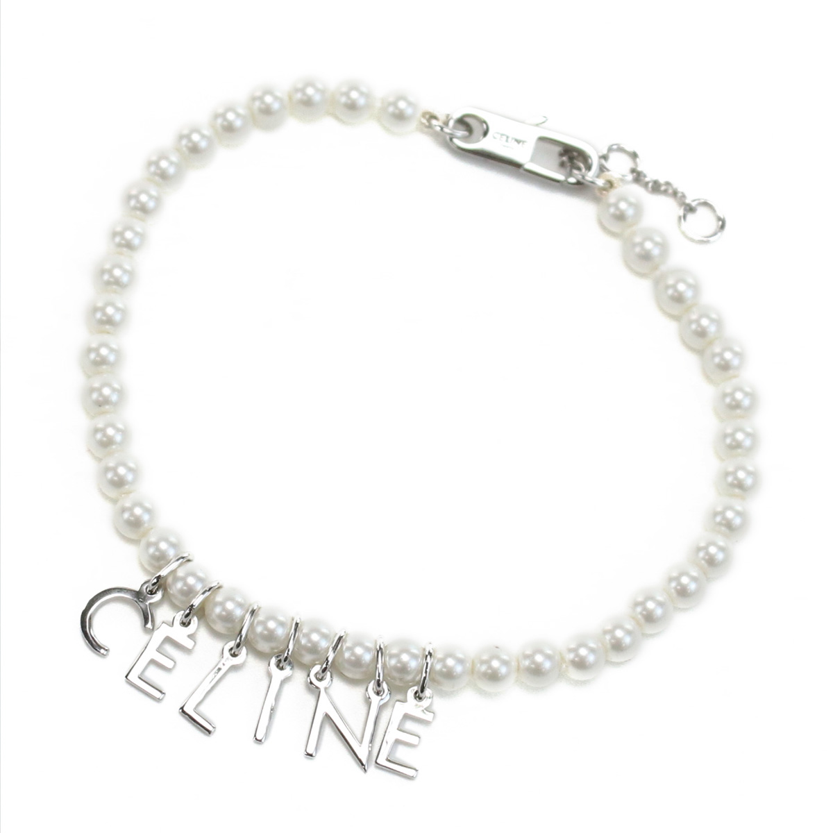 🇫🇷 **CELINE（セリーヌ）**で叶える パリジェンヌの洗練！オンラインで見つける「アイコン・ジュエリー」コレクション！✨