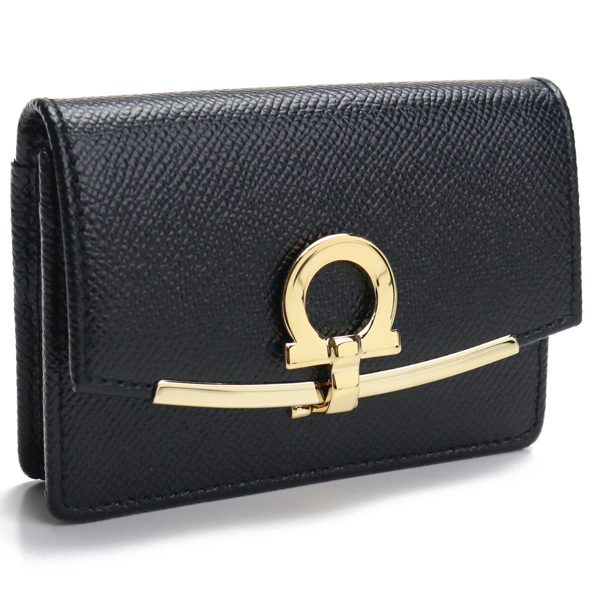 🇮🇹 **FERRAGAMO（フェラガモ）**で叶える、イタリアの気品！洗練された日常を彩る「ガンチーニ」コレクション！✨