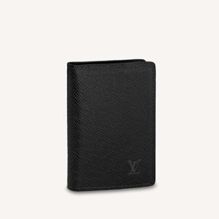 🇫🇷 **Louis Vuitton（ルイ・ヴィトン）**で叶える、至高のビジネス・エチケット！オンラインで見つける「タイガ」コレクション！✨