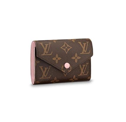 🇫🇷 Louis Vuitton（ルイ・ヴィトン）で叶える、至高のフェミニティ！オンラインで見つける「ポルトフォイユ・ヴィクトリーヌ」！✨