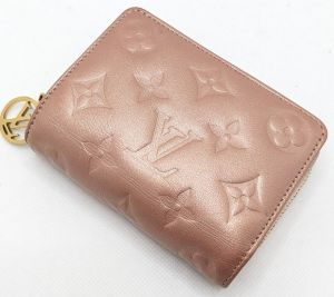 🇫🇷 Louis Vuitton（ルイ・ヴィトン）で叶える、最高峰のラグジュアリー・モード！「アイコン・ウォレット」コレクション！✨